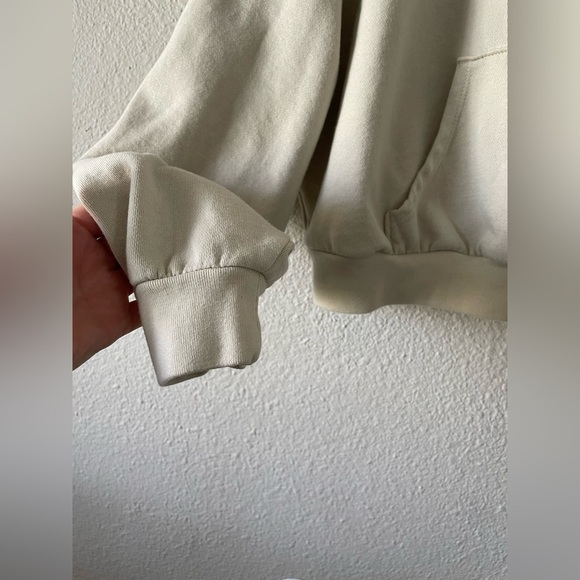 🚨Levi's Laundry Day Cropped Hoodie Sweater Women’s L Relaxed Fit Grunge Lounge - Picture 7 of 12